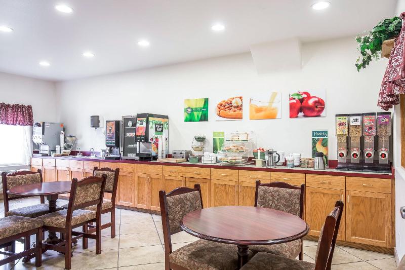 ホテル Helena Inn   Airport