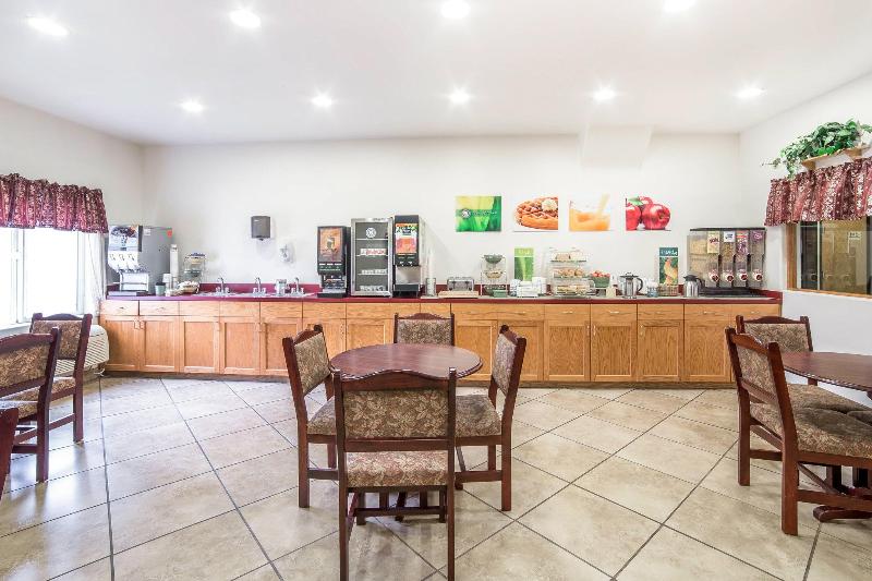 ホテル Helena Inn   Airport