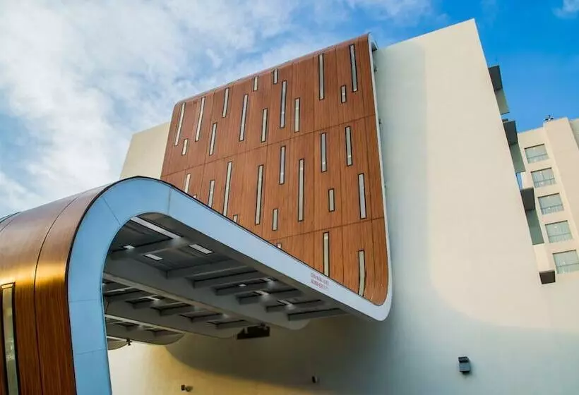 ホテル Holiday Inn Guadalajara Patria-Universidad