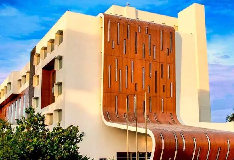 ホテル Holiday Inn Guadalajara Patria-Universidad