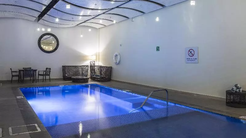 ホテル Holiday Inn Guadalajara Patria-Universidad