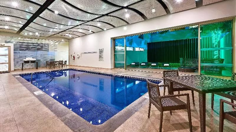 ホテル Holiday Inn Guadalajara Patria-Universidad