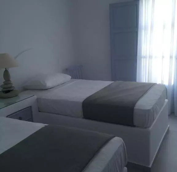 בית מלון כפרי Maison Des Lys  Luxury Suites