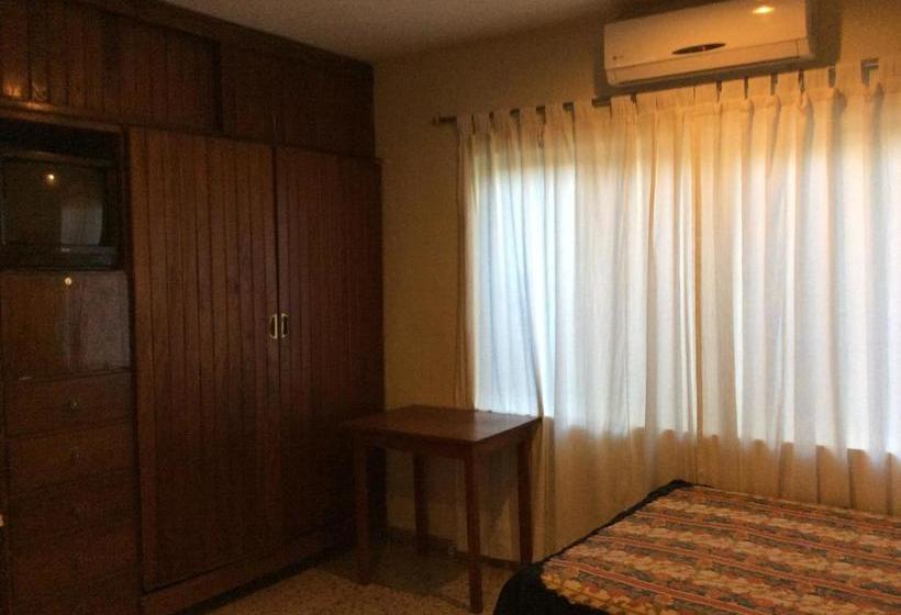 ホテル La Mansion Del Viejo Roble