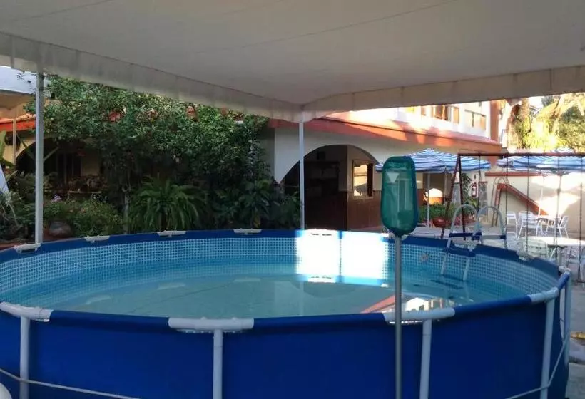 호텔 La Mansion Del Viejo Roble