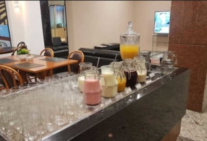 Mogano Premium Hotel   Eletroposto