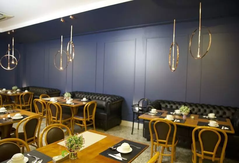 Mogano Premium Hotel   Eletroposto