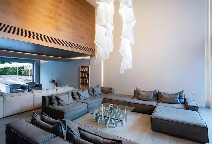 فندق Oktober Downtown Boutique