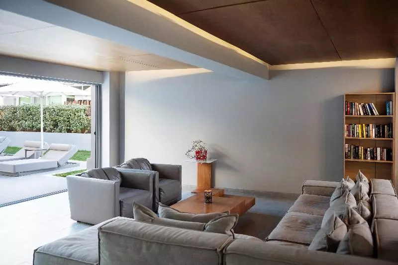 فندق Oktober Downtown Boutique