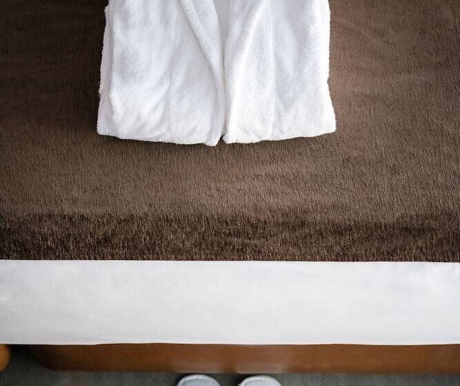 호텔 Oktober Downtown Boutique