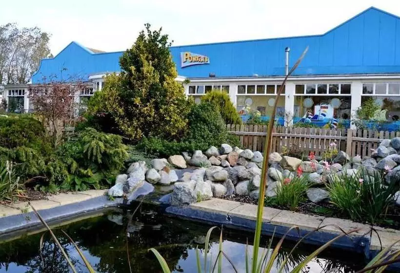 Hotel Pakefield Holiday Village Adults Only