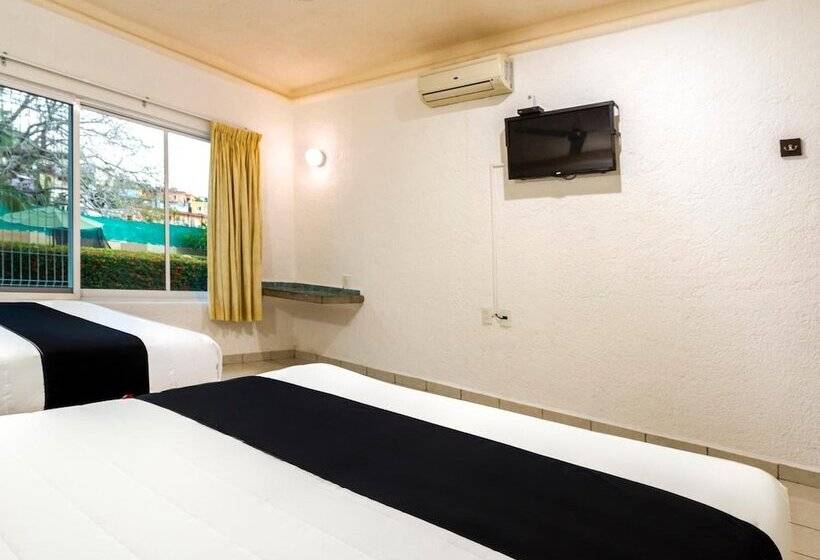 فندق Parotas Manzanillo