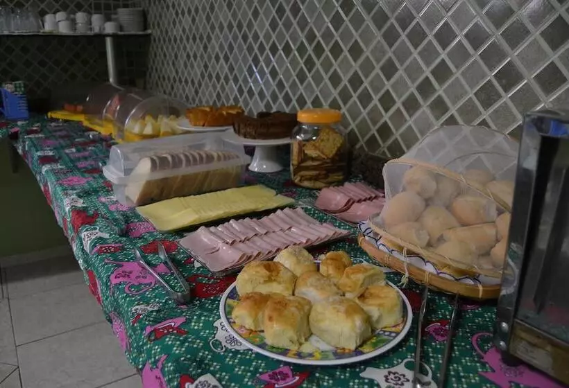 Otel Pousada Porto Tropical