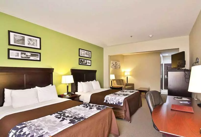 Отель Sleep Inn & Suites University