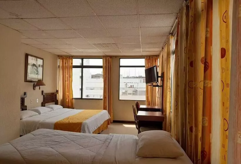 هتل Sol De Oriente