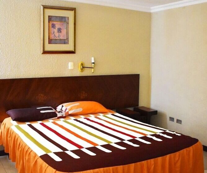 Hotel Sol De Oriente