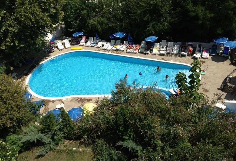 Vezhen Hotel   Free Parking