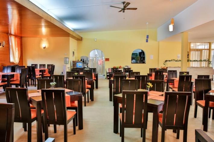 Vezhen Hotel   Free Parking