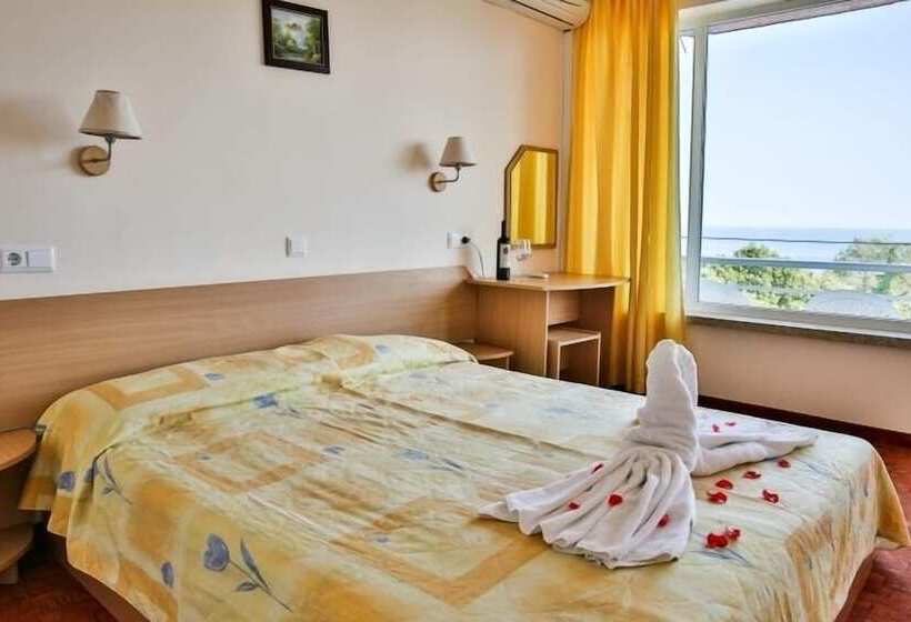 Vezhen Hotel   Free Parking