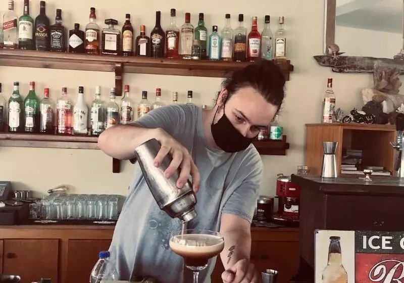 Peters Kool Pool Apts