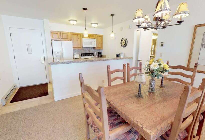 Villas At Snowmass Club