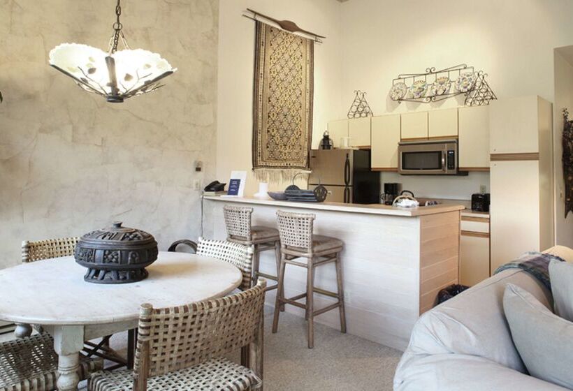 Villas At Snowmass Club