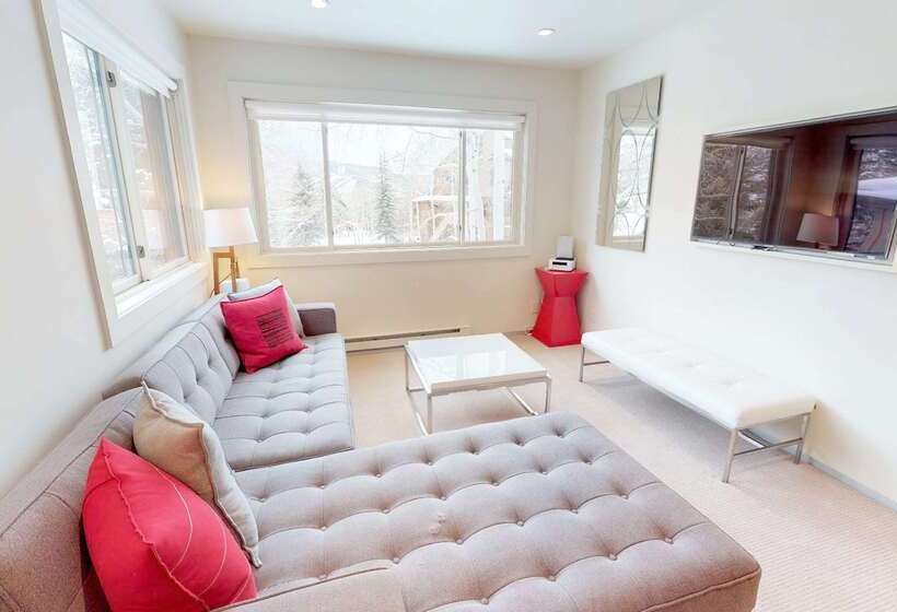 Villas At Snowmass Club