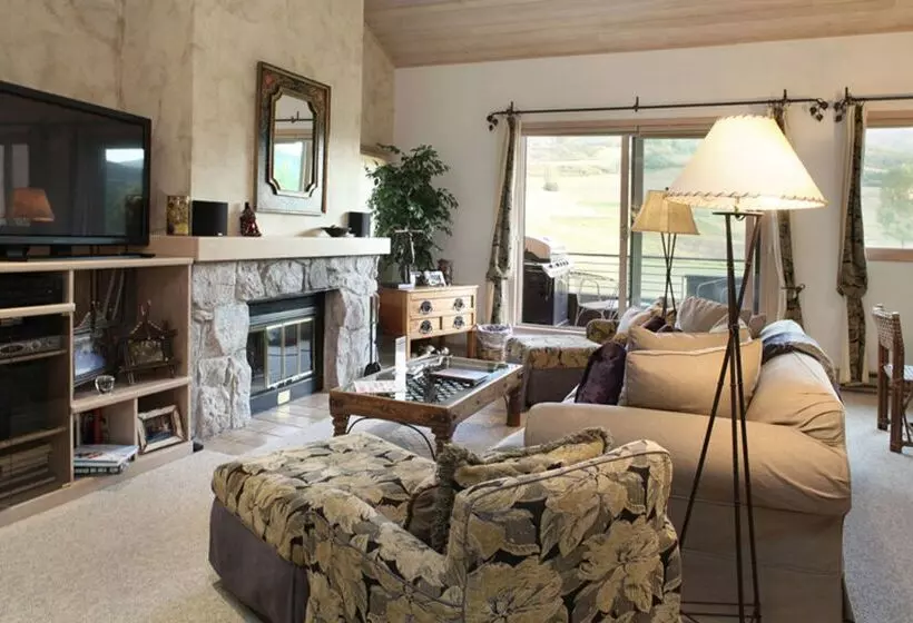 Villas At Snowmass Club