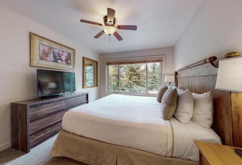 Villas At Snowmass Club