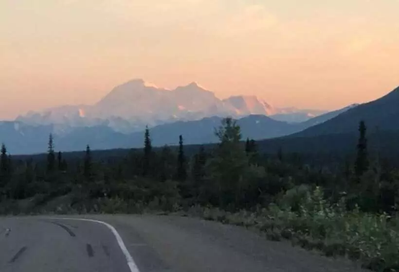 Hotelli Cantwell Lodge