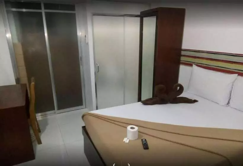 ホテル Ey Miner Suites Borromeo