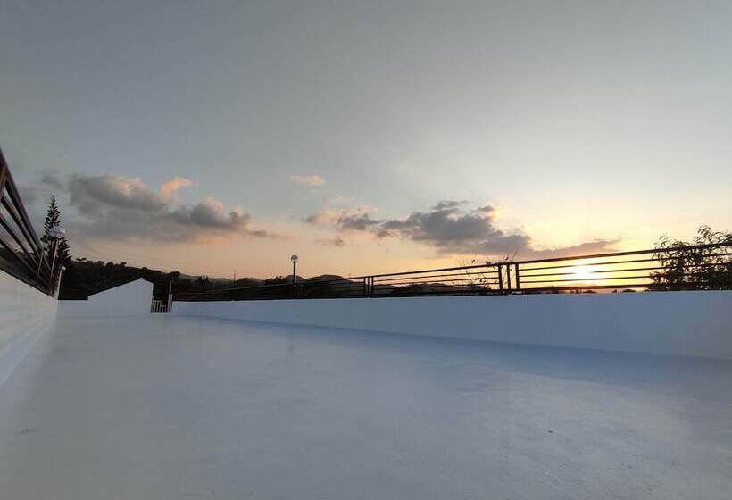 Hotel Olana Bed And Breakfast