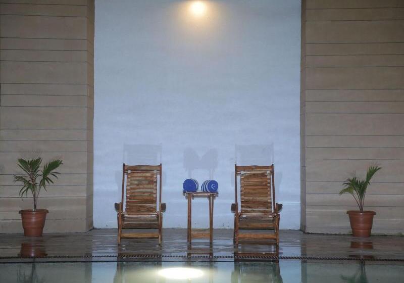 ホテル Sarovar Portico Somnath