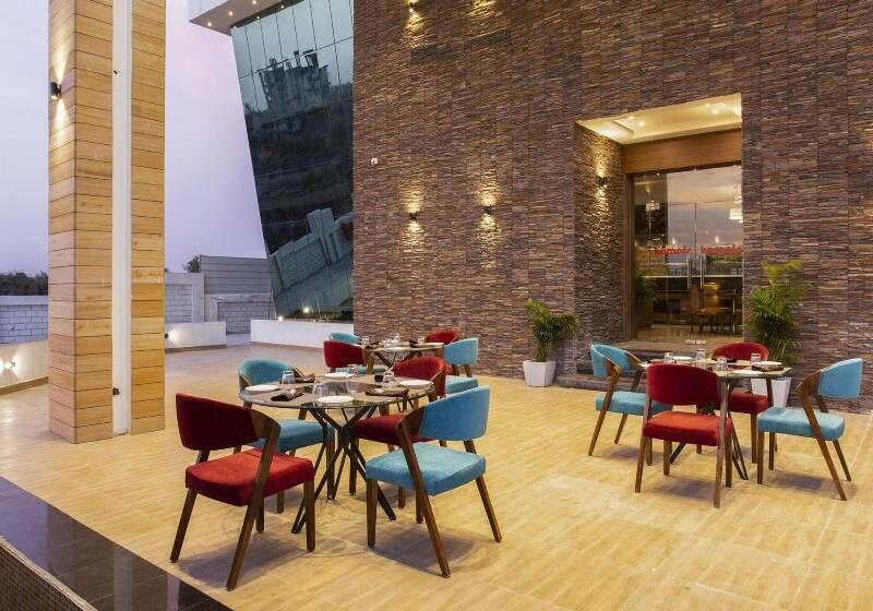 ホテル Sarovar Portico Somnath