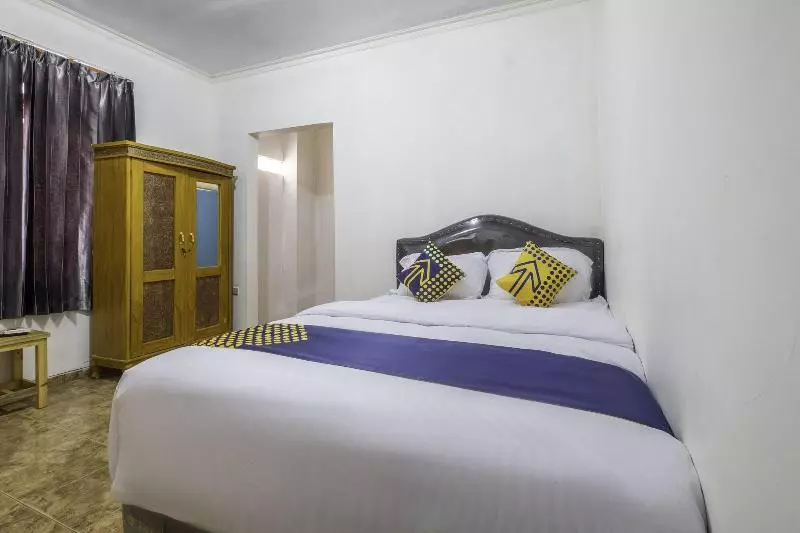 Retkeilymaja Spot On 2412 Mandala Residence