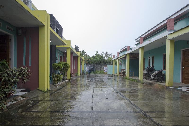 Szálló Wisma Ria By Oyo Rooms