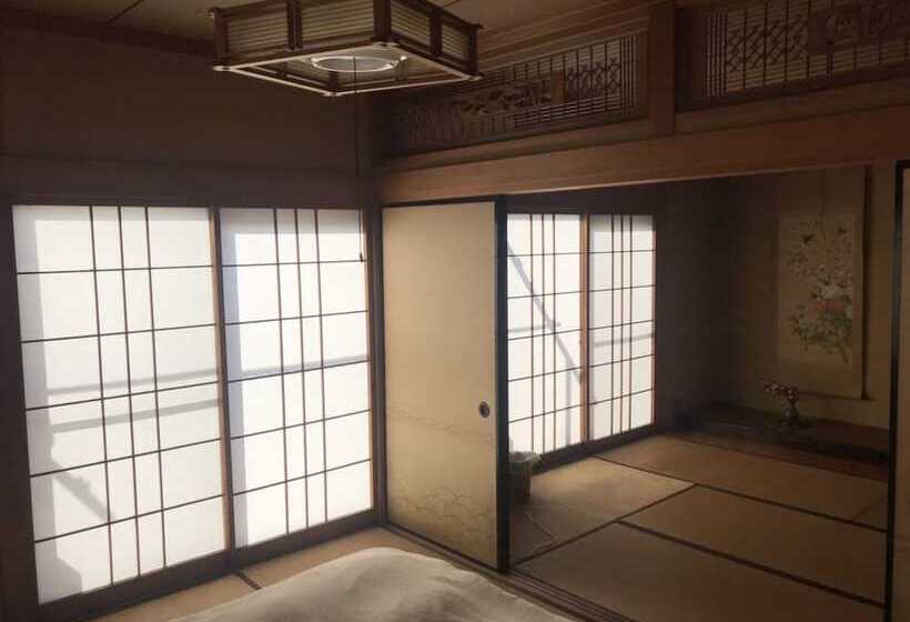 Chochin House   Hostel