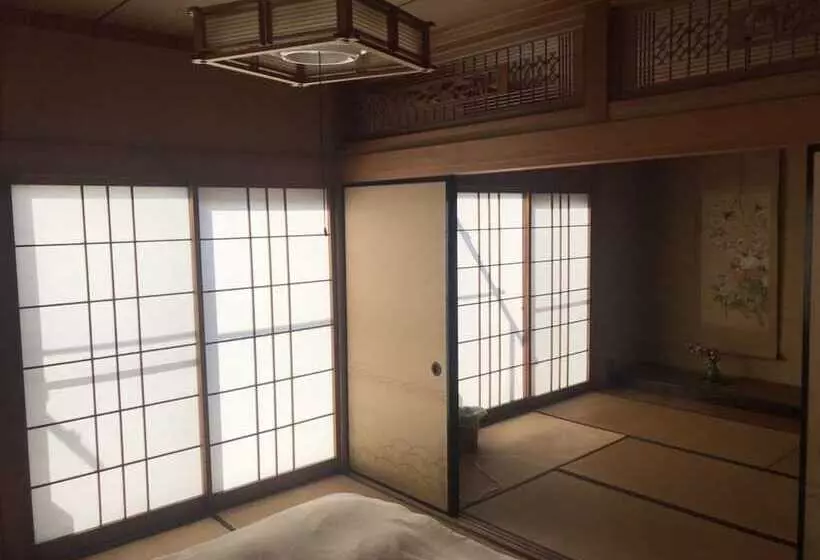 Chochin House   Hostel