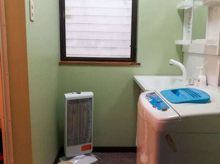 Chochin House   Hostel