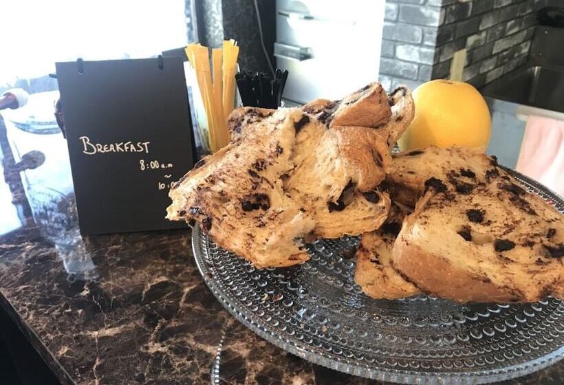 Chochin House   Hostel