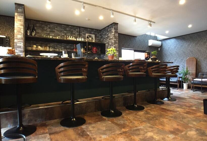 Chochin House   Hostel