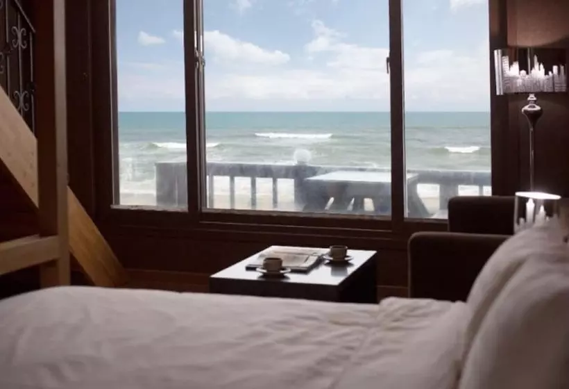 Gangneung Dream Beach Pension