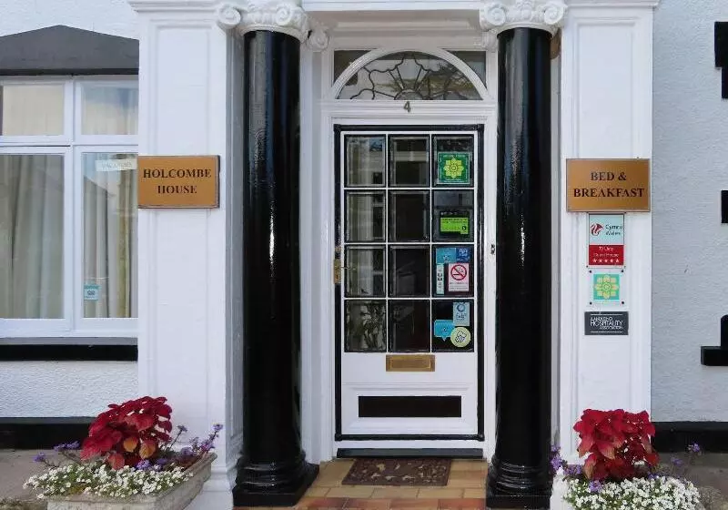 Hotelli Holcombe House Guest House