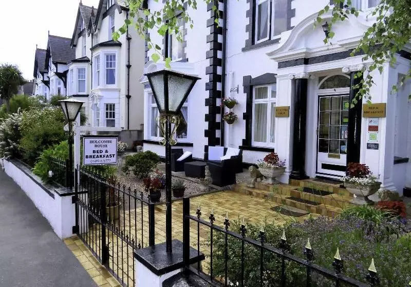 Hotelli Holcombe House Guest House