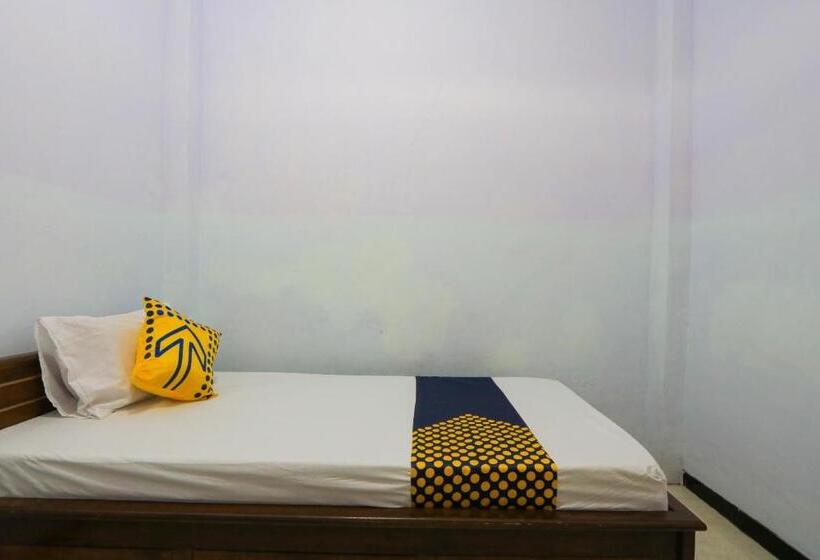 فندق Spot On 2497 Pesona Guest House