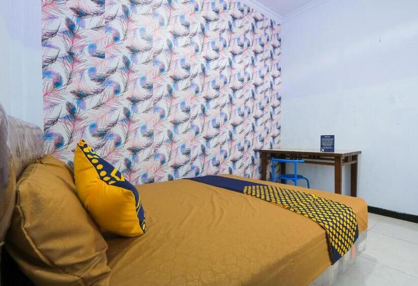 فندق Spot On 2497 Pesona Guest House