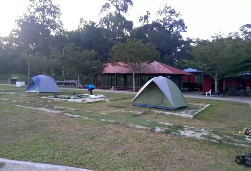 ホテル The Red Cabanon