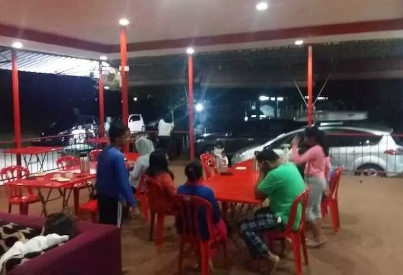 ホテル The Red Cabanon