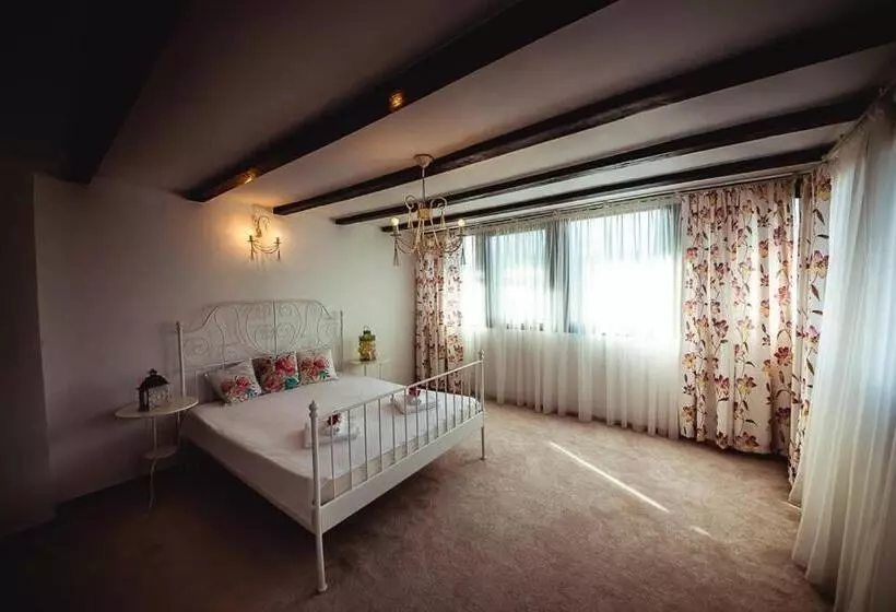 Pensiunea Gradina Mare