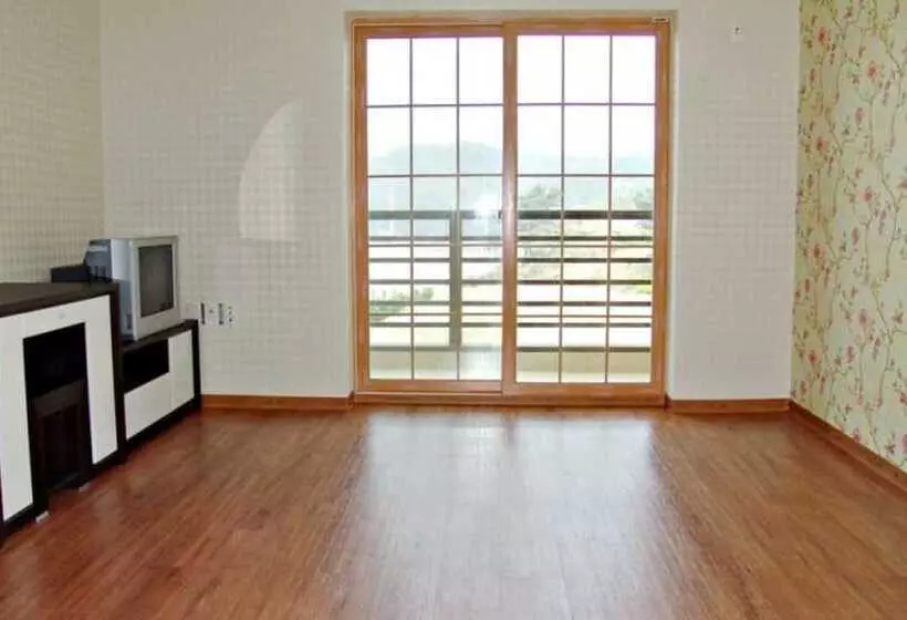 Hakahmpo Haneul Pension